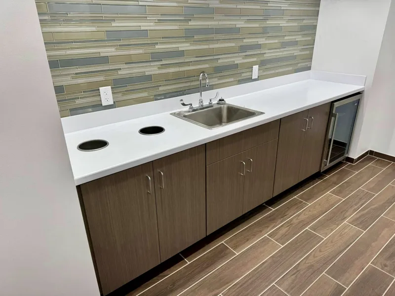 Hyundai dealership — custom cabinetry by Cozzens Cabinets, photo 2