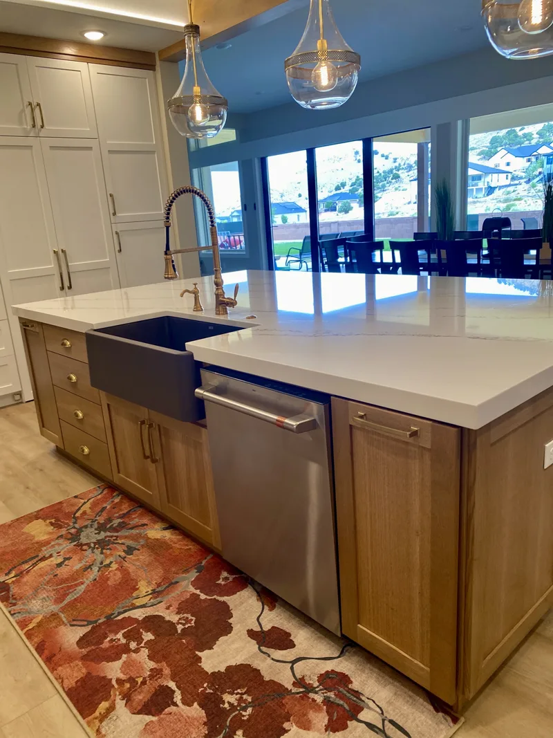 Rift oak island kitchen — custom cabinetry by Cozzens Cabinets, photo 10