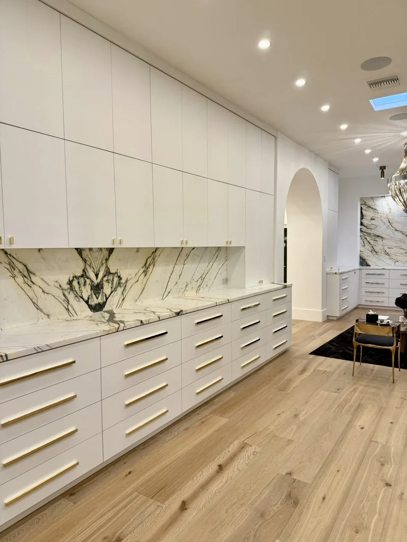 The Salon House — custom cabinetry by Cozzens Cabinets, photo 15