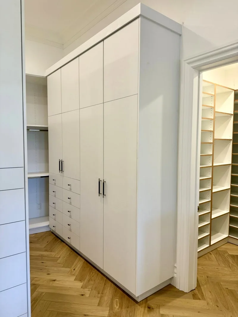 The Salon House — custom cabinetry by Cozzens Cabinets, photo 34