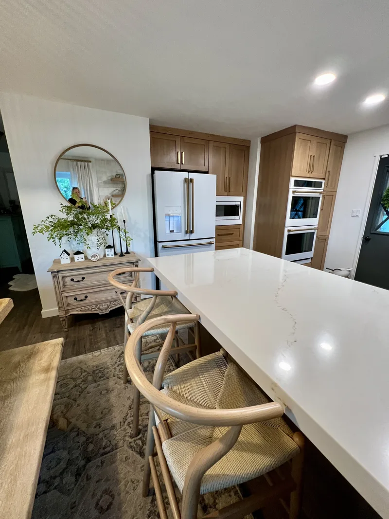 White oak farmhouse kitchen — custom cabinetry by Cozzens Cabinets, photo 6