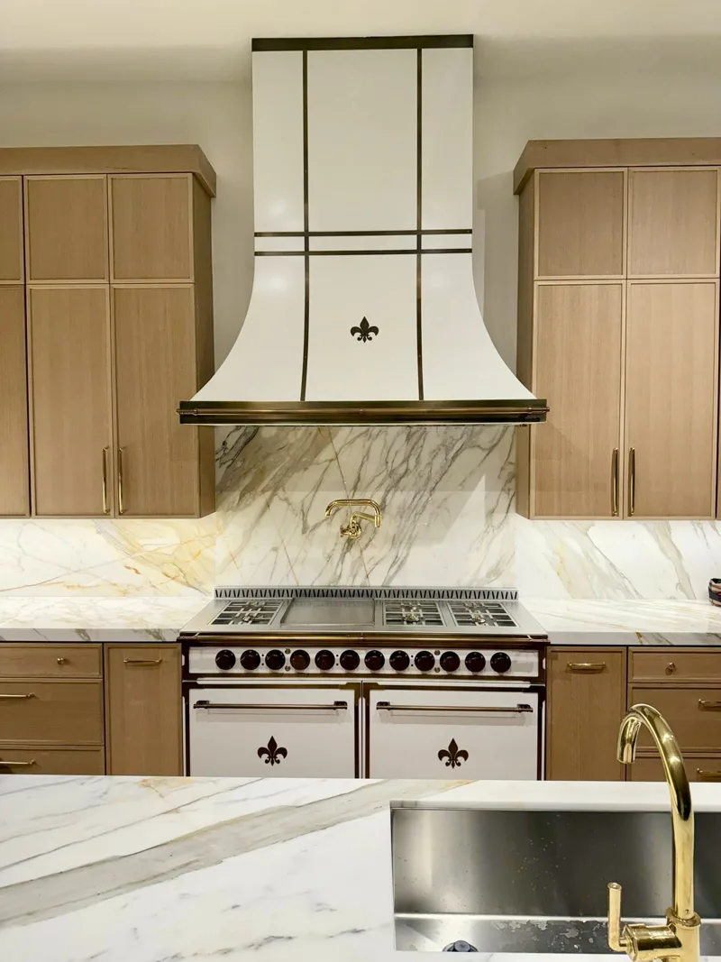 White oak residence — custom cabinetry by Cozzens Cabinets, photo 3