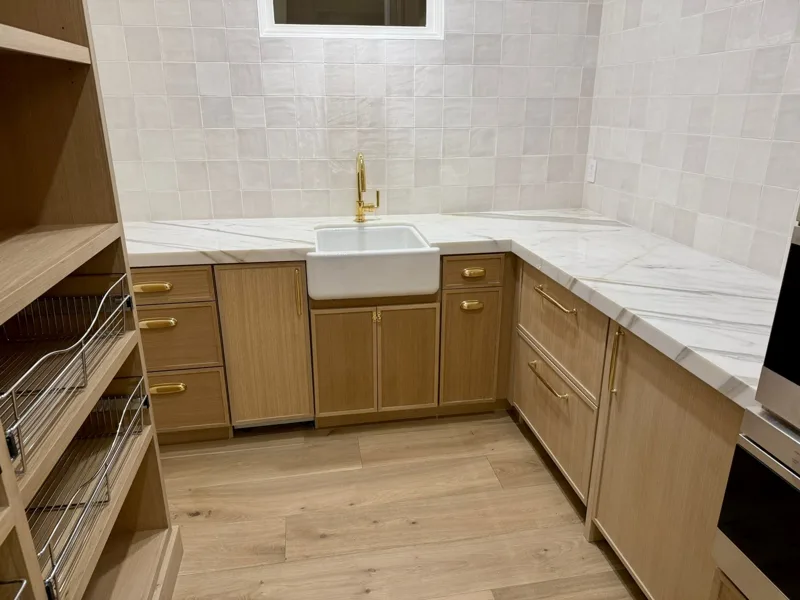 White oak residence — custom cabinetry by Cozzens Cabinets, photo 17