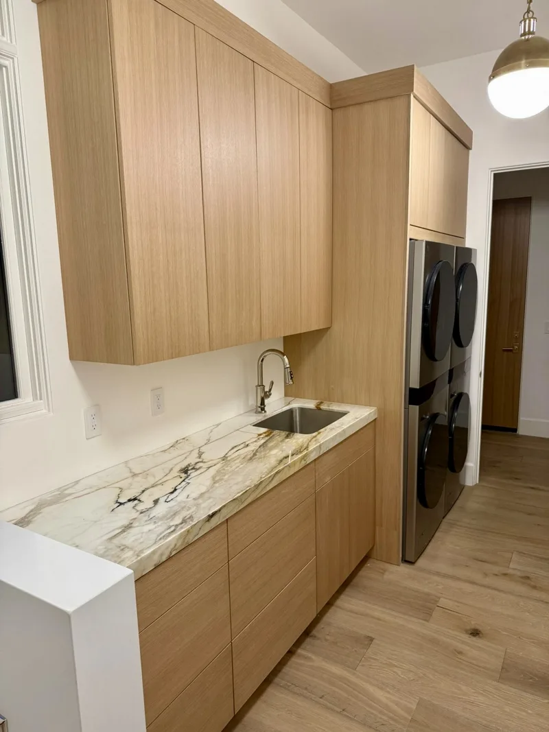 White oak residence — custom cabinetry by Cozzens Cabinets, photo 24